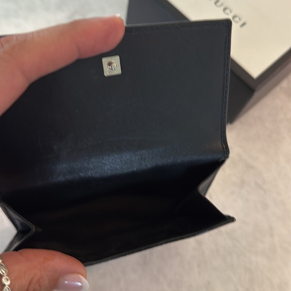 - Gucci black monogram canvas and leather compact wallet - Picture 7 of 8